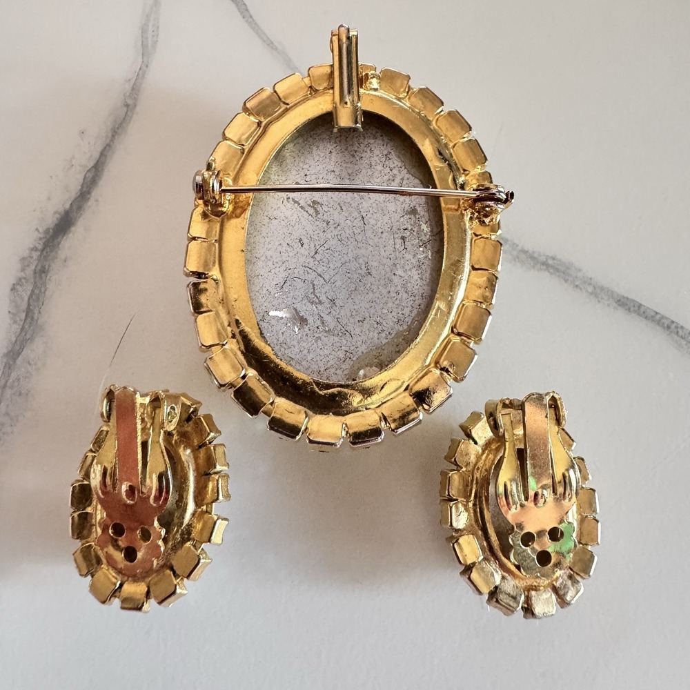 VTG Juliana Geode Brooch Iridescent AB Aurora Borealis Book Piece - Picture 4 of 6